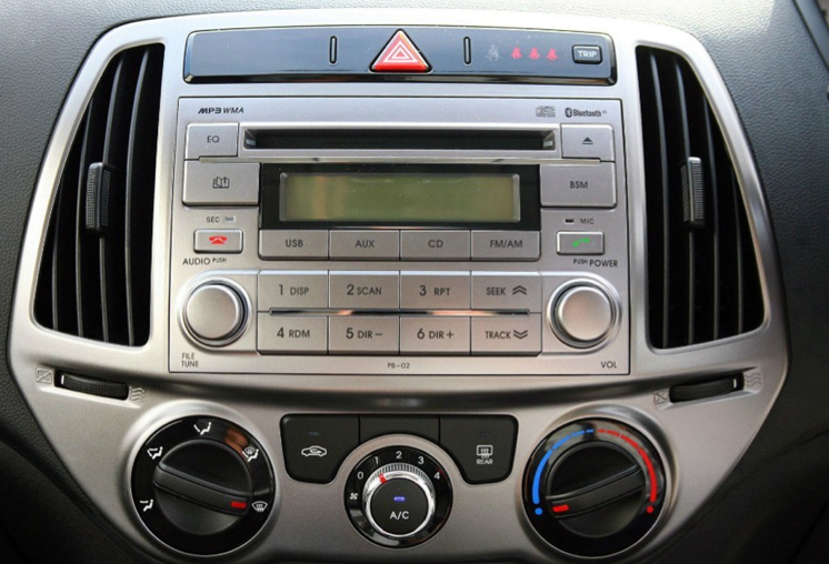 Just bought a 2013 i20, but the radio looks nothing like